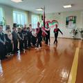 Торжественная линейка, посвящённая началу второй учебной четверти